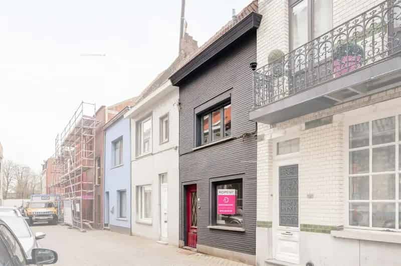 Huis te koop Kortrijk - 2 slaapkamers - Instapklaar