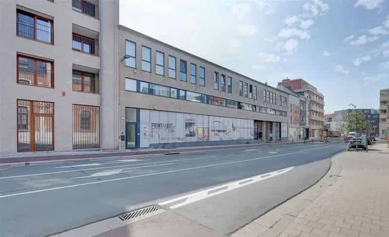 Ruim Licht Kantoor Eigen Parkeerplaatsen