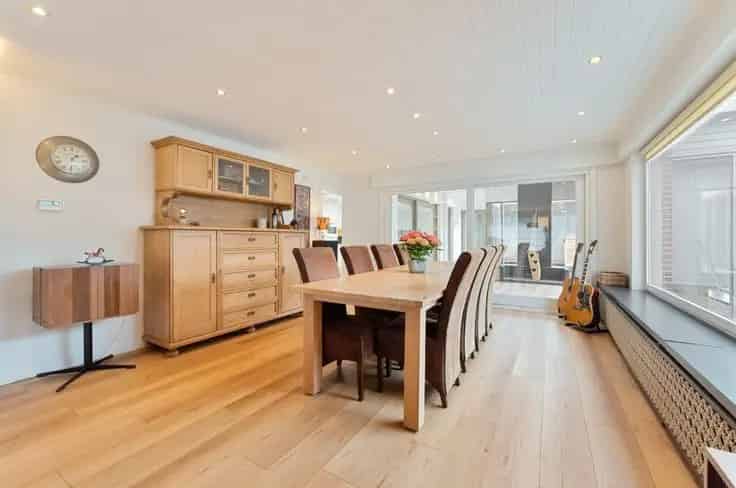 Huis Te Koop Ruime Gezinswoning met 3 slaapkamers