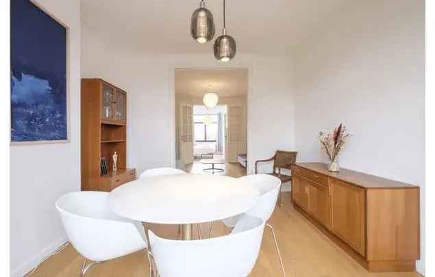 Huur 3 slaapkamer appartement van 75 m² in Anderlecht