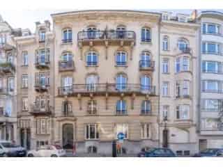 Appartement te koop Sint-Gillis 138m² Van Meenenplein