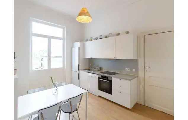 Kamer van 120 m² in Schaerbeek - Schaarbeek