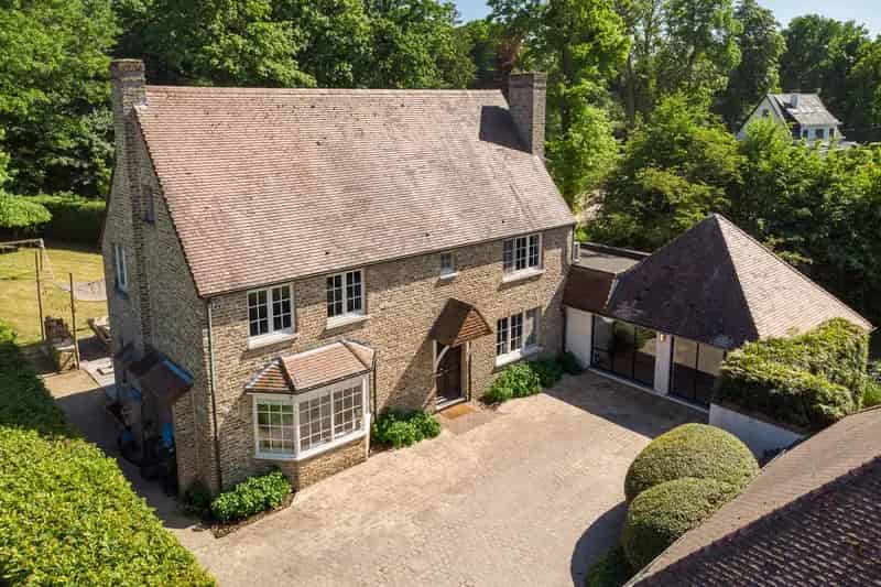 Stijlvolle cottage villa met 5 slpks en polyvalente ruimte