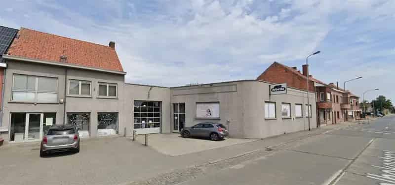 Ruim Bedrijfsgebouw Deerlijk Centrum