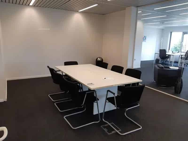 Kantoor te huur Aalst 144m² - E40 - Volledig uitgerust