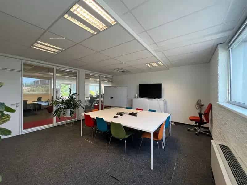 Kantoorruimte te huur Gentbrugge 399m²