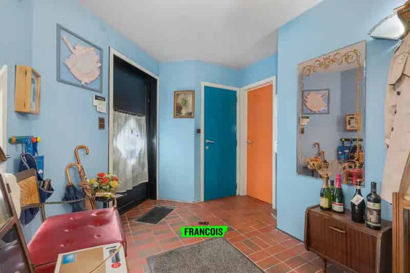Te renoveren woning nabij centrum Oosterzele