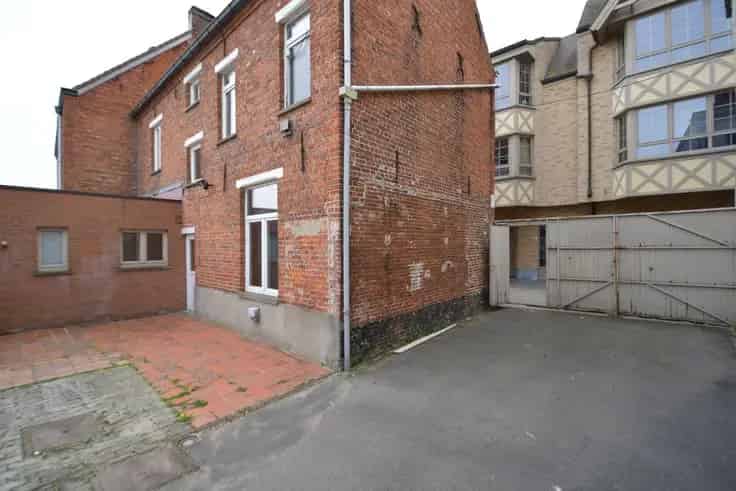 Grote woning 4 slaapkamers garage Oedelem