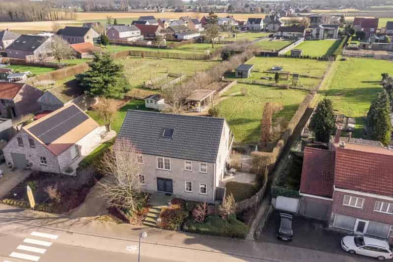 Ruime Energiezuinige Pastoriewoning Hoeleden