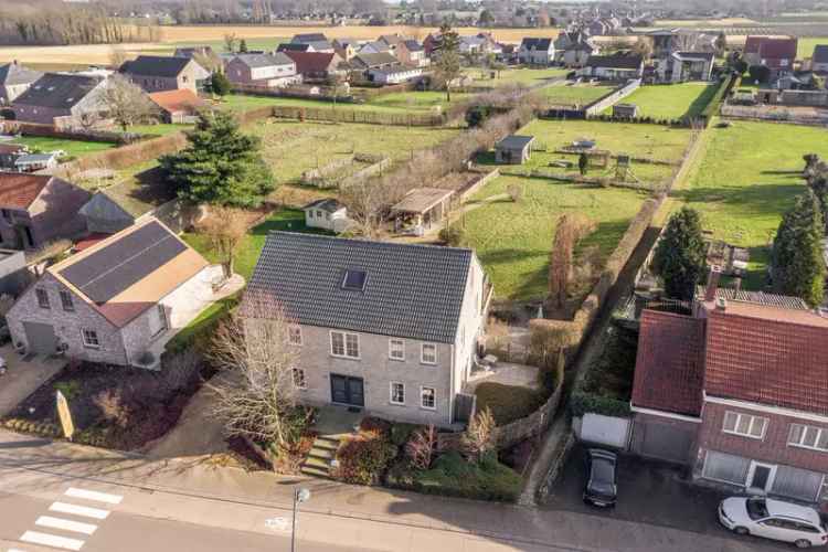 Te koop pastoriewoning in Hoeleden met energiezuinige kenmerken