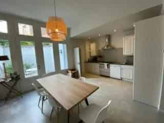Appartement in medehuur Etterbeek - Ruime kamer met parking