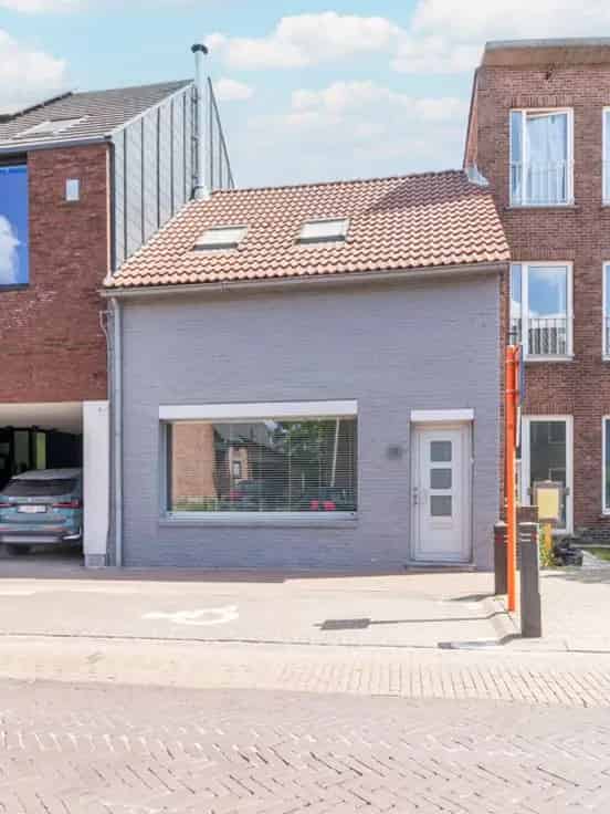 Huis Te Koop Vremde: Charmante Woning Diepe Tuin