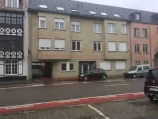 Gelijkvloers appartement te koop Malle met tuin