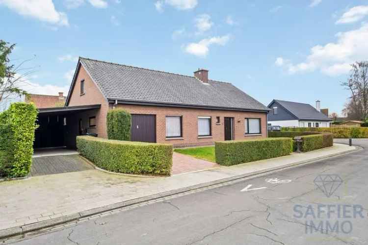 Te Koop: Ruime woning in rustige wijk in Hulste 🏡