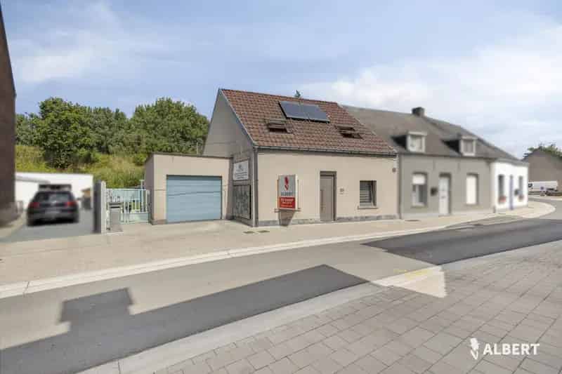 Huis te huur Denderleeuw: Instapklare starterswoning met tuin