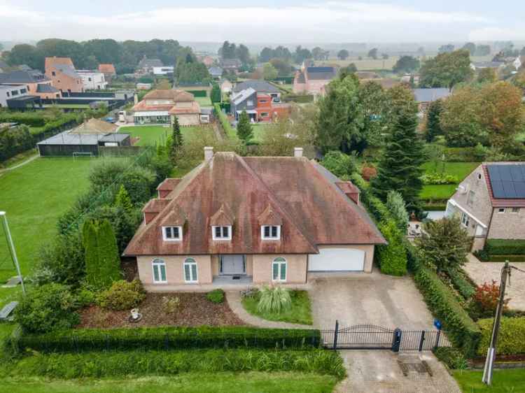 IN OPTIE. Luxe villa met veel uitbreidings mogelijkheden!!