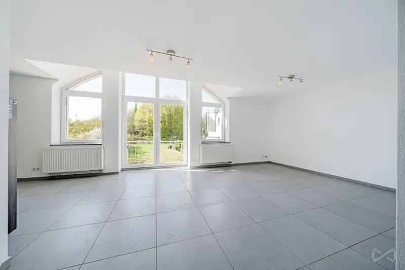Modern Duplex Appartement Athus - Nabij Luxemburg en Frankrijk