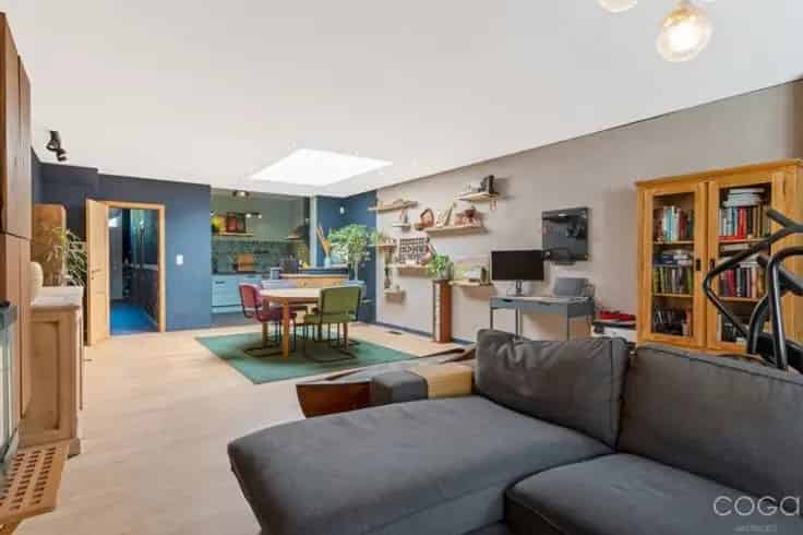 Gerenoveerde Rijwoning te Schoten 3 slaapkamers