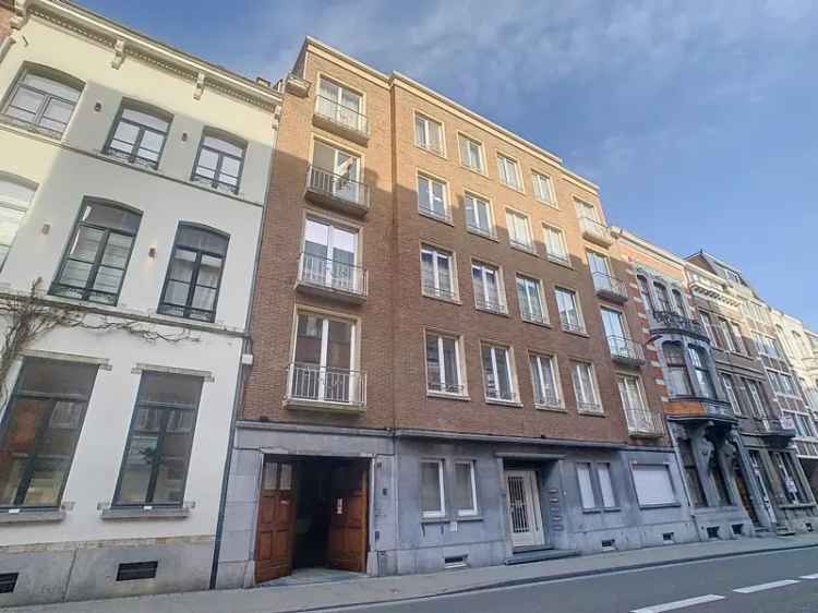 Huur appartement centraal Leuven met 3 slaapkamers en garage