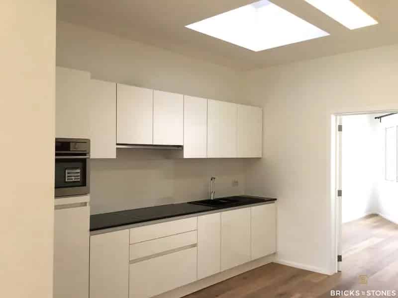 Appartement te huur 2 slaapkamers tuin garage gerenoveerd