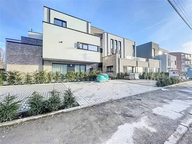 Appartement 90m² met Terras 54m² te Koop