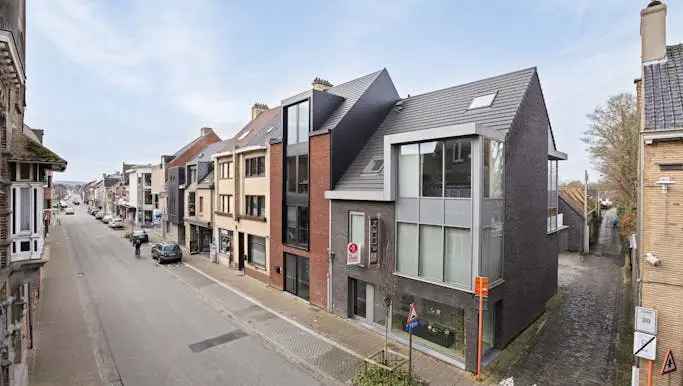 Te koop duplex appartement met 2 slaapkamers in Poperinge met zonnig terras