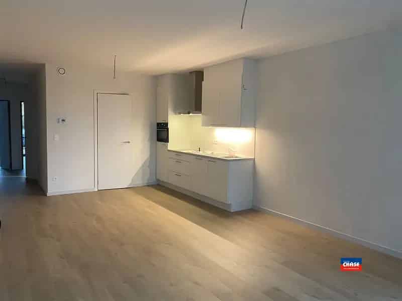 Hoboken Appartement te Huur 1 Slaapkamer Tuin Autostaanplaats