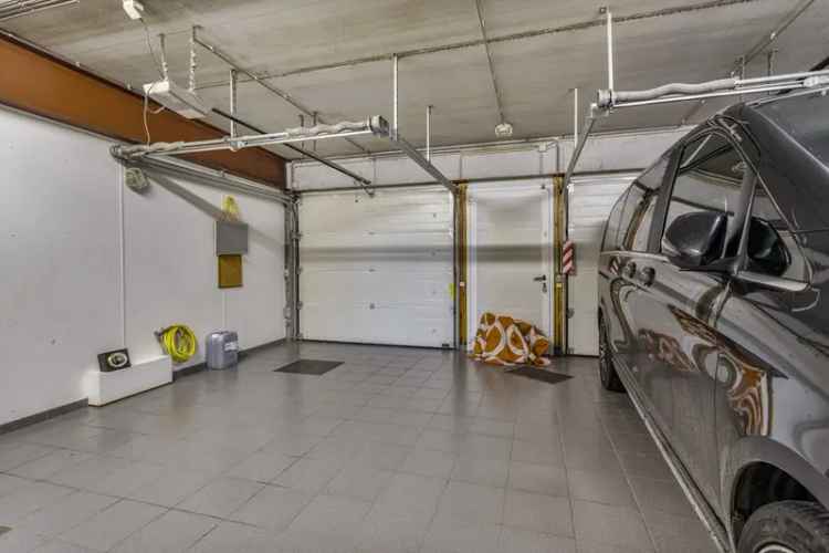 Grond te koop Beveren Leie Centrum 189m2 Garage Bureau