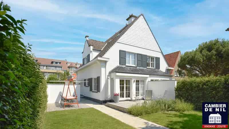 Villa te Knokke: Charmante woning nabij centrum en zee