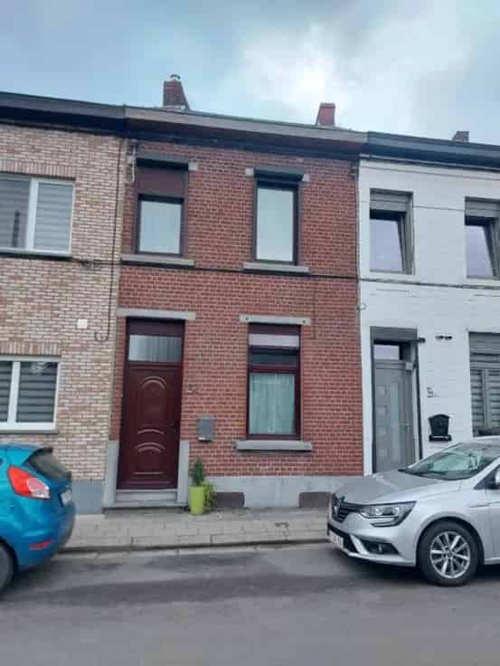 Huis Te Koop 3 slaapkamers tuin terras kelder
