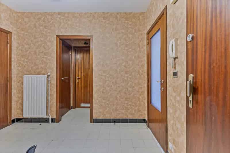Appartement te Koop: 2 Slaapkamers, Terras en Garage
