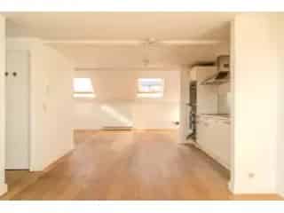 Studio te Koop Etterbeek - 70m² - 1 Slaapkamer - Nabij Jubelpark