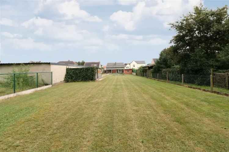 Huis kopen in landelijke omgeving met groot perceel en aan bos grenzend