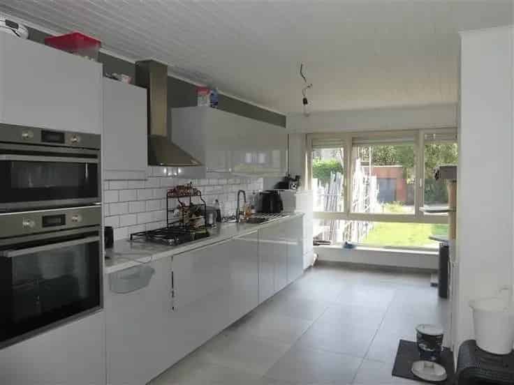 Gerenoveerde Huis te Niel met 3 slaapkamers en Tuin