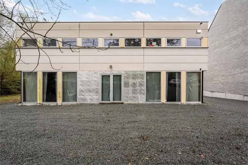 Handelspand te koop Lessines: Instapklare Energiezuinige Woning met Bedrijfsmogelijkheden
