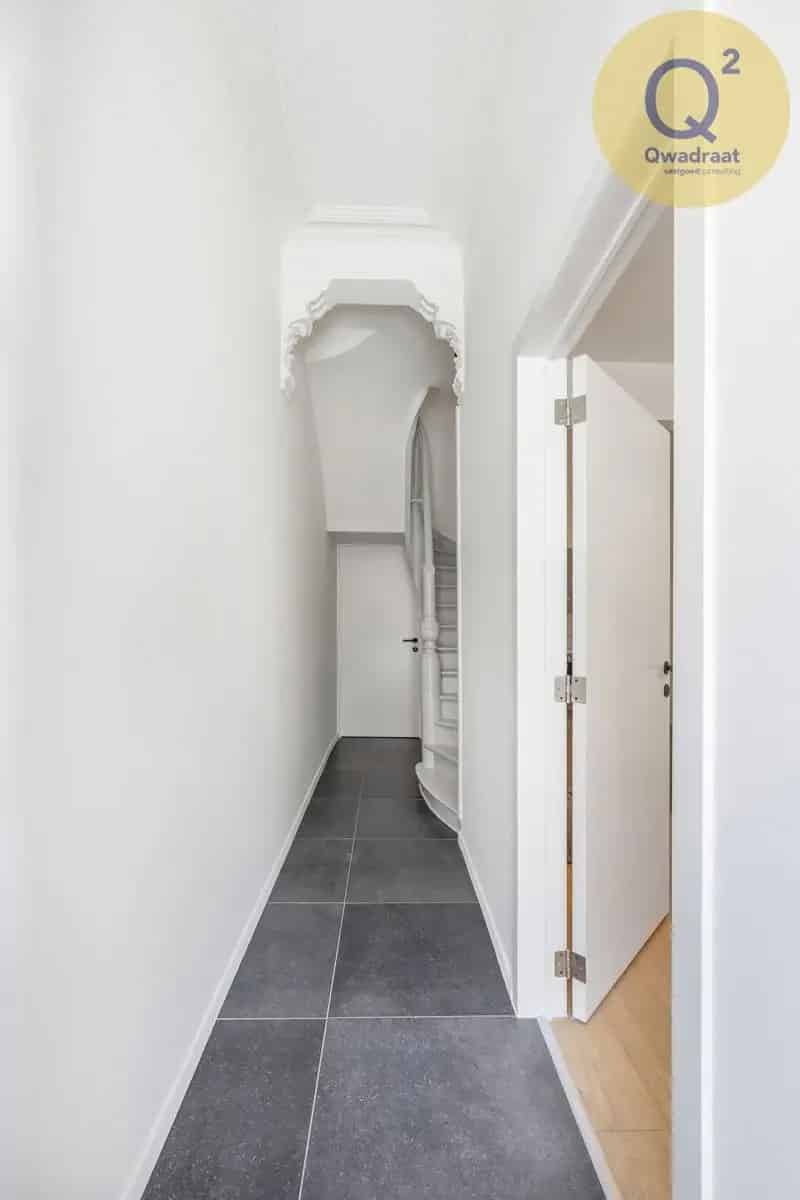 Gerenoveerde 3 Slaapkamers Nabij Park Spoor Oost
