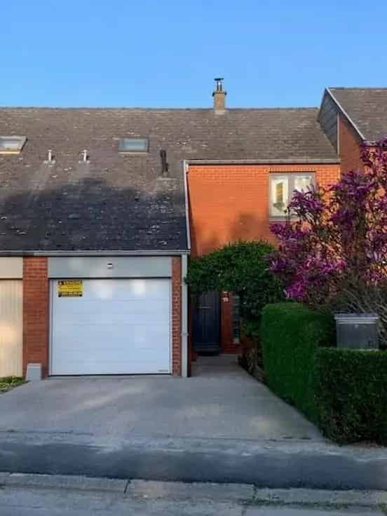 Huis te Koop Manage: 3 slaapkamers, tuin, garage