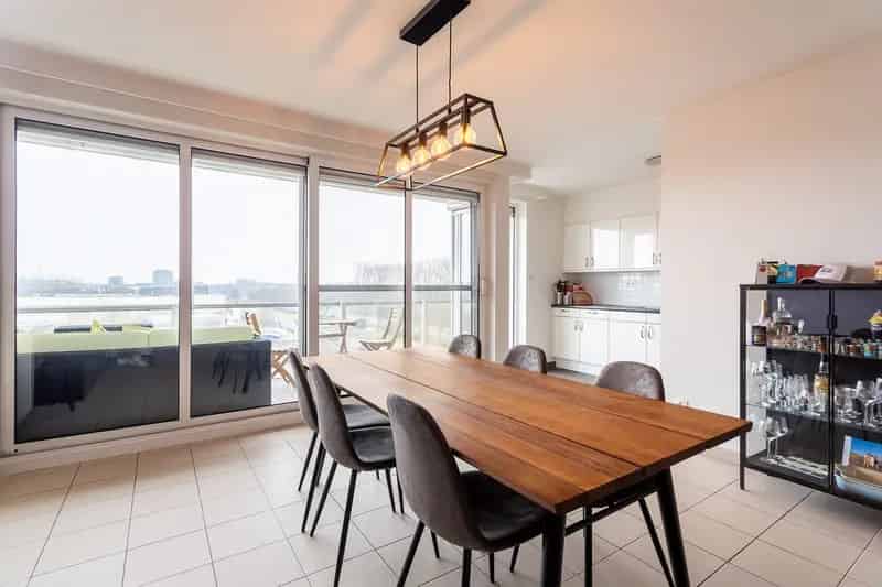 Appartement te koop Antwerpen 2 slaapkamers ruim terras