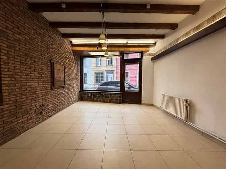 Te Koop: Charmante woning met 2 slaapkamers en ateliers