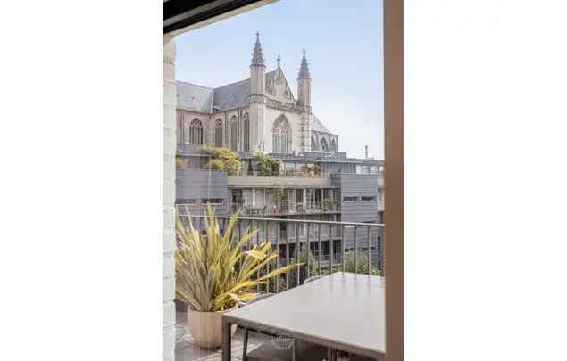 Huur 2 slaapkamer appartement van 115 m² in Ghent