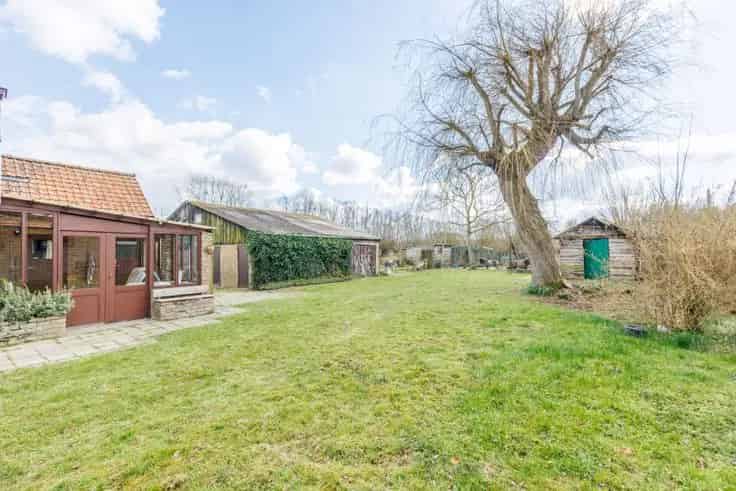 Huis Te Koop Damme 4 slaapkamers  2475m² tuin