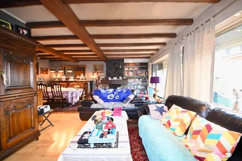 Te renoveren laagbouw 3 slaapkamers rustige buurt