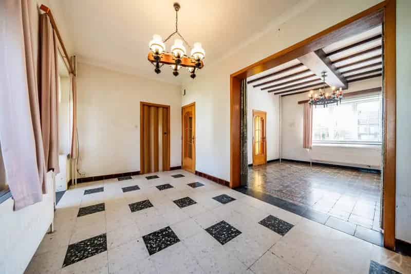 Huis met schuur te koop in Noduwez