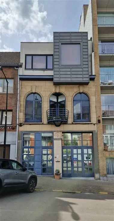 Ruime Architectwoning Te Koop - 4 slaapkamers, Tuin, Wellness