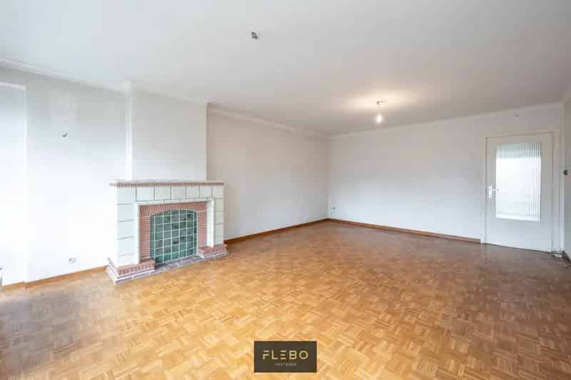 Ruim Appartement 3 Slaapkamers Te Huur Sint Andries Nabij Brugge
