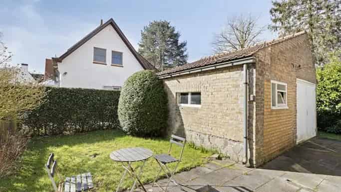 Halfopen Huis te Koop Sint-Kruis 3 slaapkamers Tuin Garage