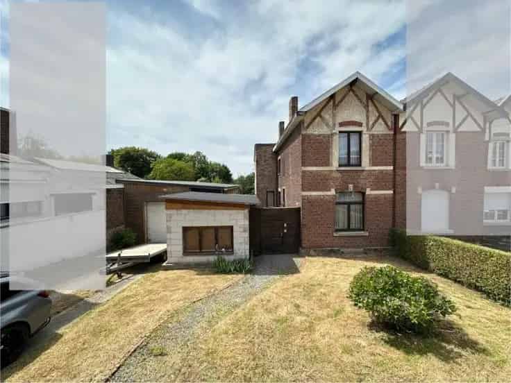 Te Koop: Ruime Familiewoning met Werkplaats 120m²