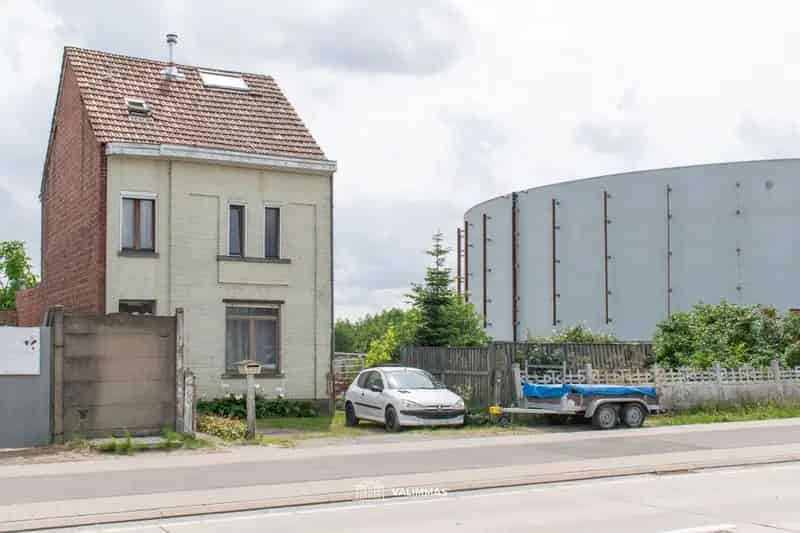 Driegevelwoning 6 are 40 mooie tuin parking