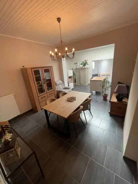 Huis te Koop Manage: 4 slaapkamers, tuin, rustige buurt