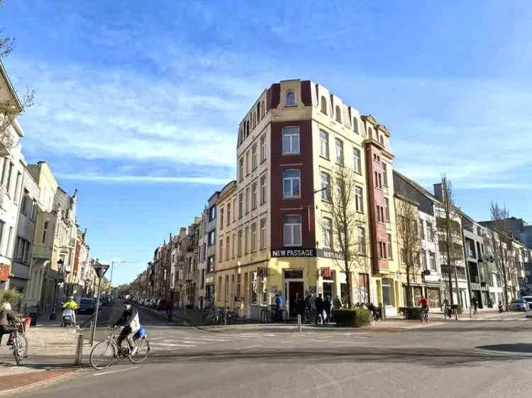 3 Opbrengsteigendommen 13 Eenheden